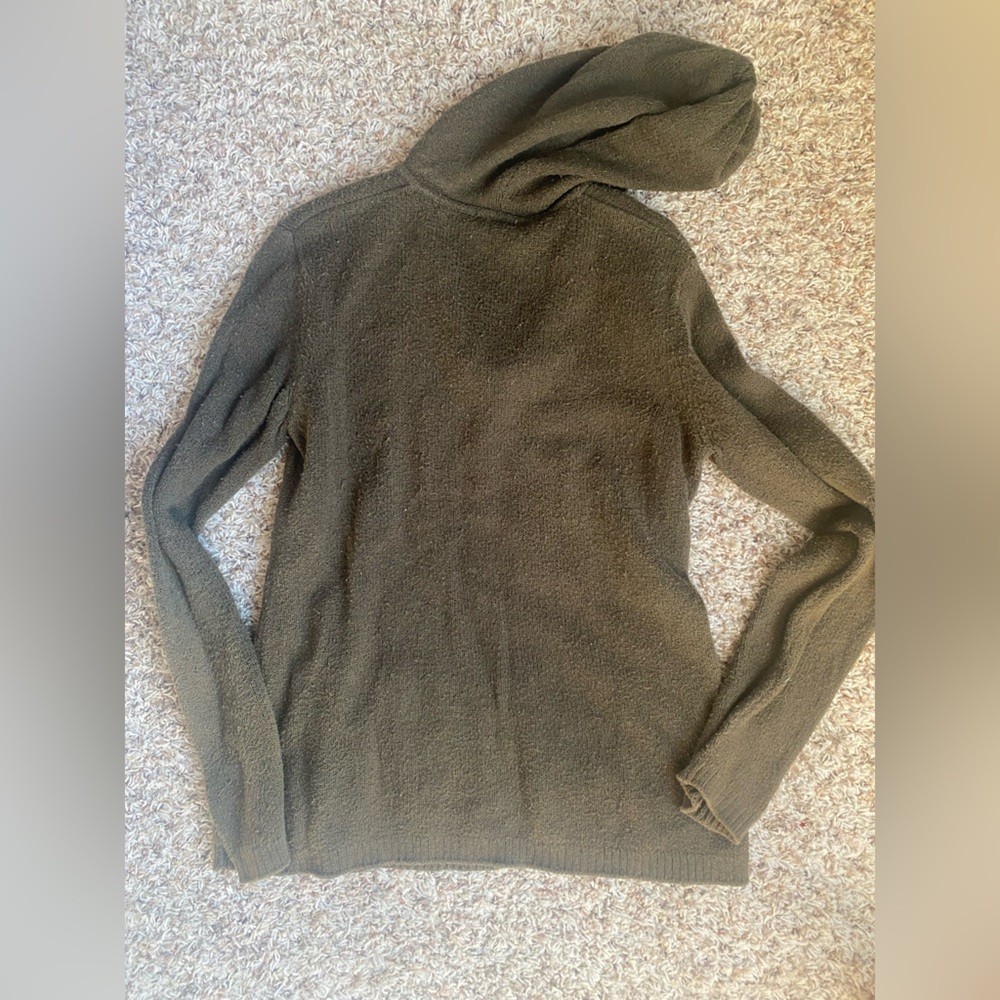 Sweater - Picture 2 of 4